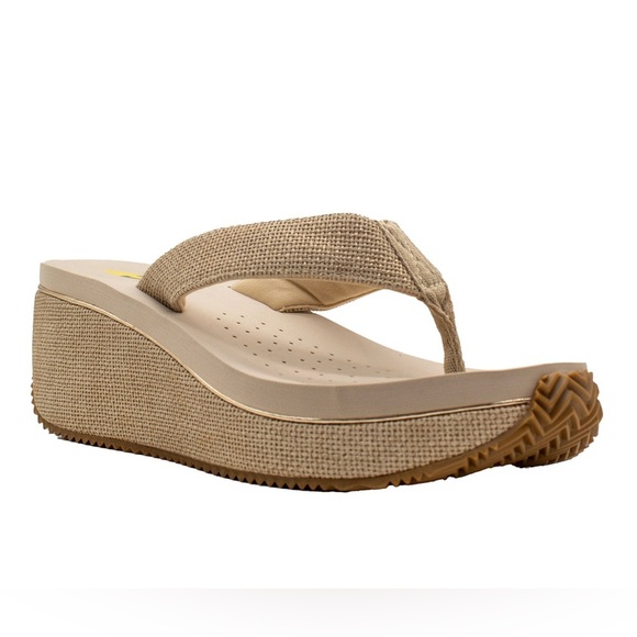 Volatile LANTERN Size 9 EUC - Picture 1 of 8